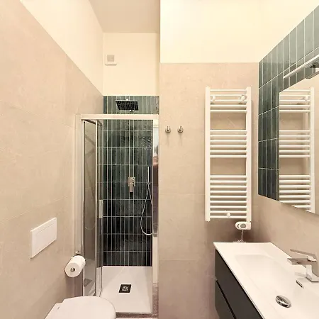 Bright And Spacious In The Heart Of Citta Studi ミラノ