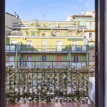 Διαμέρισμα Modern 10 Min To Duomo, M3 Rogoredo