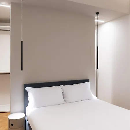 Elegance, Comfort And Charm In Moscova Апартаменты Милан
