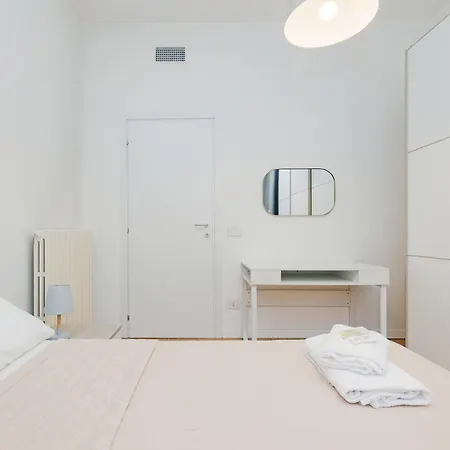 Apartment Bnbest San Siro 4 Pax *