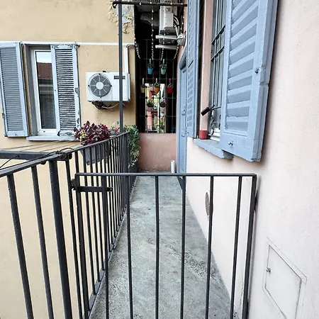 Corte Di Mi - Station & Loreto, דירה