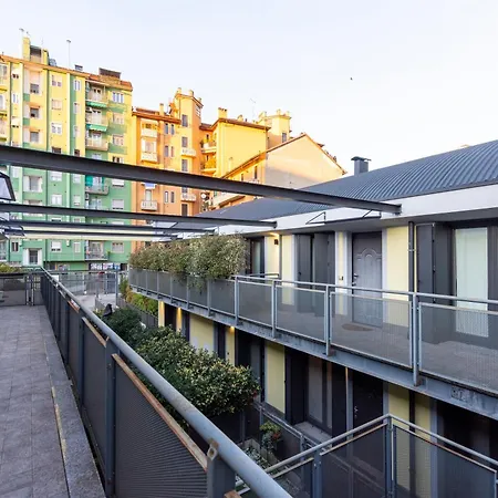 I-host - Ticinese 107