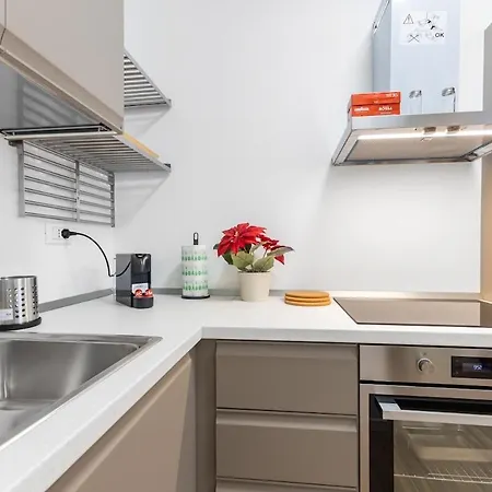 2 Apt, M3 Affori 15 Min To Duomo E Wifi 아파트
