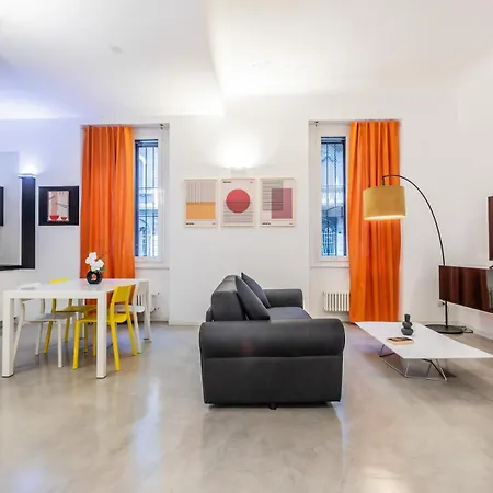 M25 - Garage Loft * ميلان
