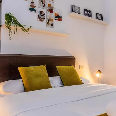 M25 - Garage Loft ميلان