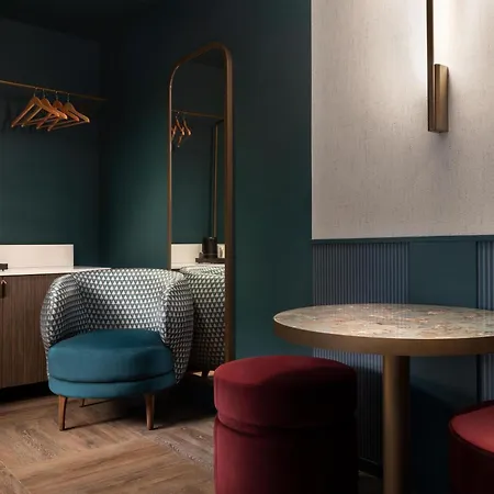 Отель Puccini Milan, Tapestry Collection By Hilton