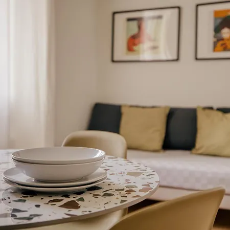 아파트 Just Urban - Modern And Strategic 1-br Flat B - Station