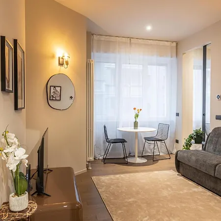 Gioia-centrale Bilocale Elegante E Luminoso Apartamento