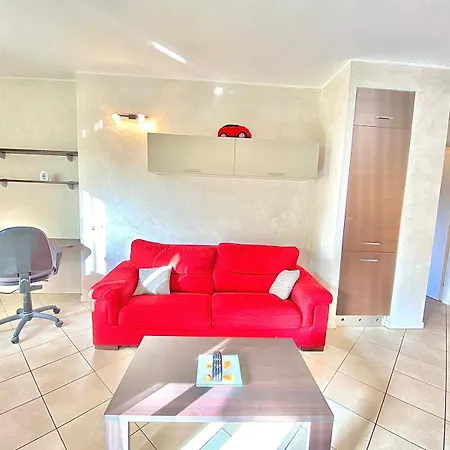 Apartamento Nel Cuore Di Viale Certosa, Tra Centro E Rho Fiera Milano, Con Parcheggio Interno Privato Milão