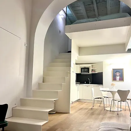 Intomilan I Design Loft San Babila Milan