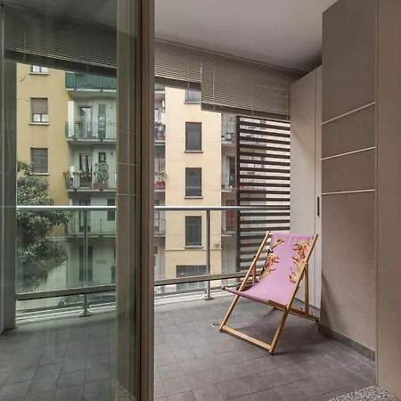 Διαμέρισμα Duomo 10min Metro - Graynest Terrace - Wifi Μιλάνο