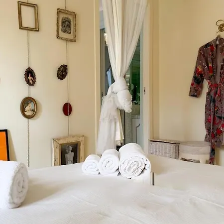 Appartement Near Metro Cozy With Terrace & Balcony *