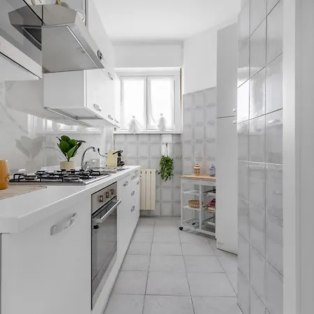 Appartement Casa Sibilla - Balcony Apartment, 7min Linate & Arena, Fast Wifi *
