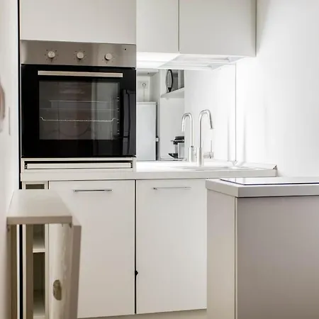 Easylife - - Montenero 10 - Porta Romana Milán