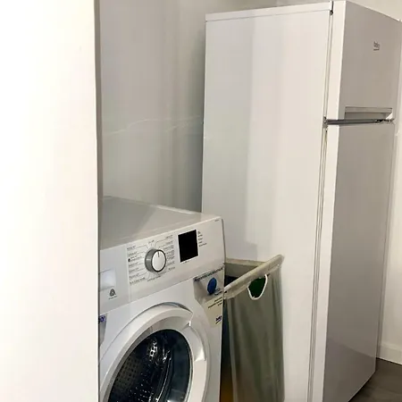 Apartment Paradise House Intero Milan