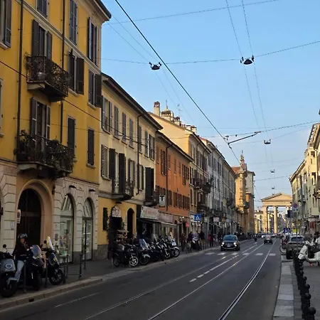 Three-room In Piazza 24 Maggio Navigli アパート ミラノ