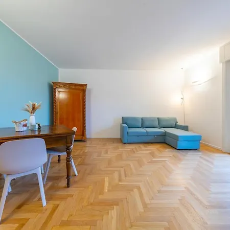 Apartmán Spacious And Bright 2bdr, 2 Bathrooms Milán
