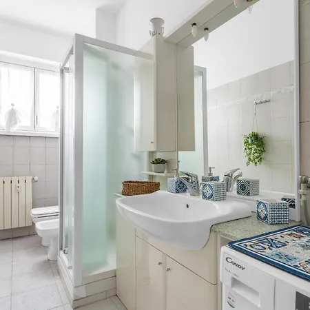 Appartement Casa Sibilla - Balcony Apartment, 7min Linate & Arena, Fast Wifi *