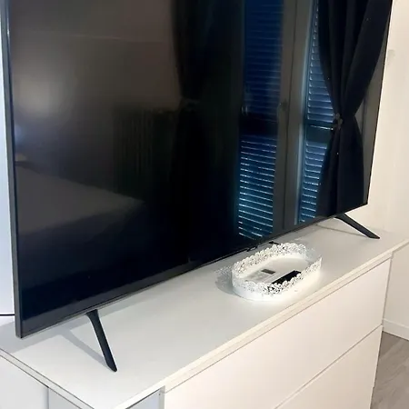 Apartment Paradise House Intero *