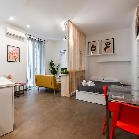 Cozy Boutique In Porta Venezia Apartment *