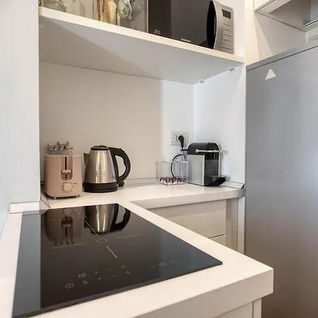 Easylife - - Montenero 10 - Porta Romana Apartamento