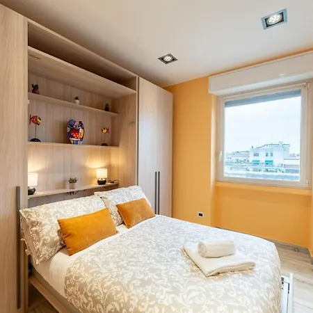Skyline Penthouse - Terrazzo Panoramico & Metro 5min Appartement *