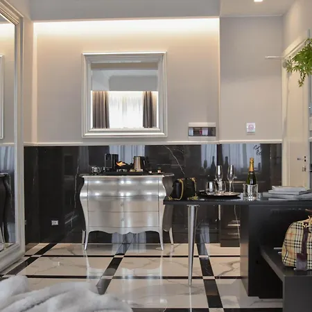 The Unique Brera Guest house 4*