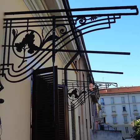 Otel Salerno 3*