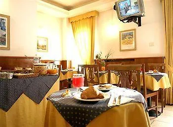 Nuovo Metro Hotel 3*