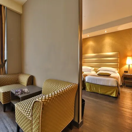 Mozart Hotel 4*