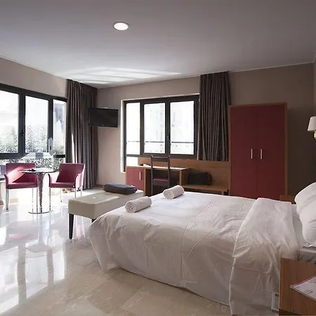 Oasi Village Hotell 3*