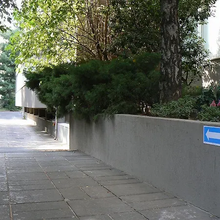 レジデンザ チニージオ 3*