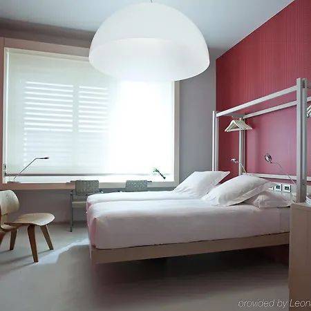 Hotel Nu