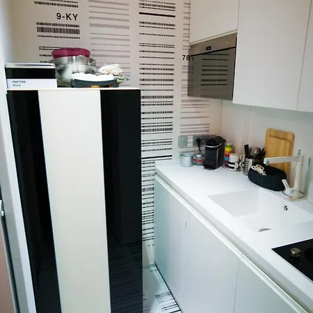 Stylish Mini In The Heart Of Apartmán Milán
