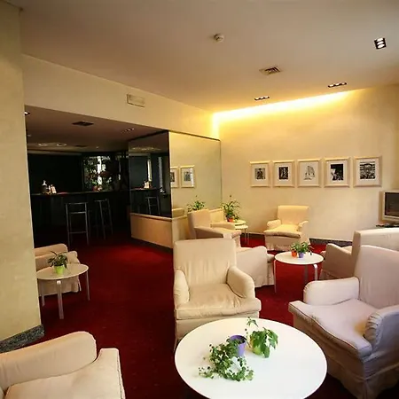 Club Отель 3*
