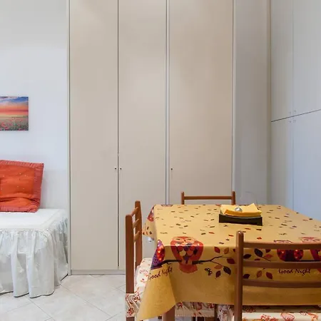 Via Rovetta * Milánó