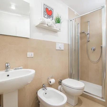 Keith Apartament *
