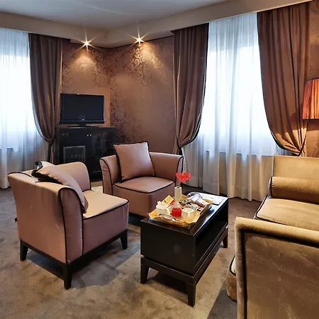 Hotel Mozart Milan