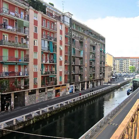 Temporary House - Navigli Milan
