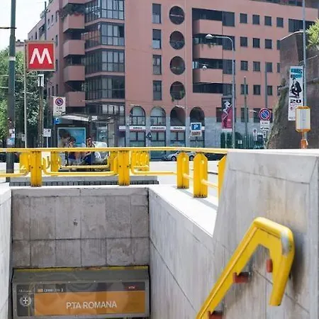 Le Terme Di Porta Romana *