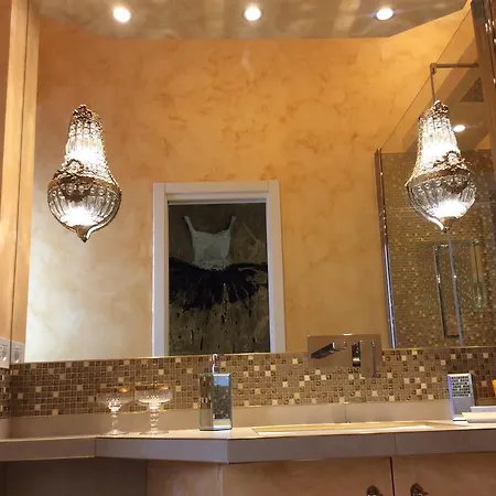 Appartement Bnbutler - Broletto 39 - A Few Steps To The Duomo And La Scala Milan