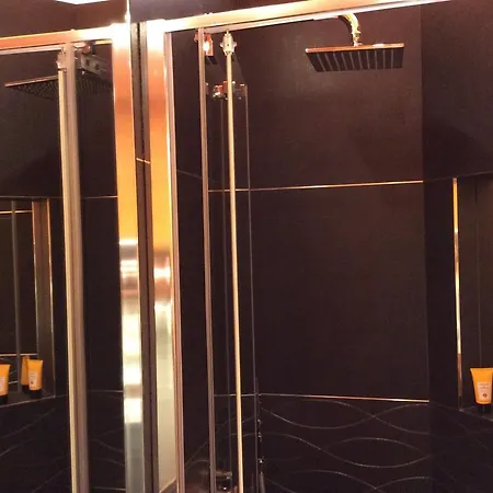 Appartement Bnbutler - Broletto 39 - A Few Steps To The Duomo And La Scala Milan