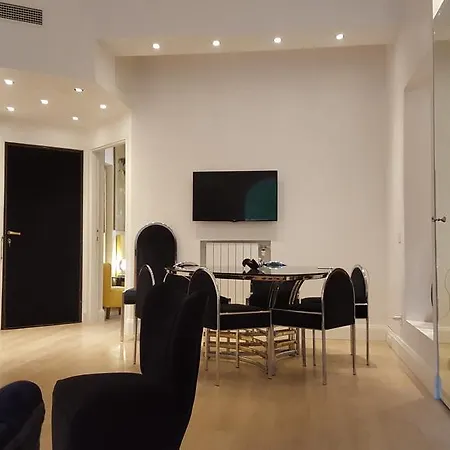 Appartement Bnbutler - Broletto 39 - A Few Steps To The Duomo And La Scala Milan