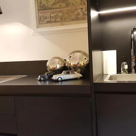 Bnbutler - Broletto 39 - A Few Steps To The Duomo And La Scala Milan