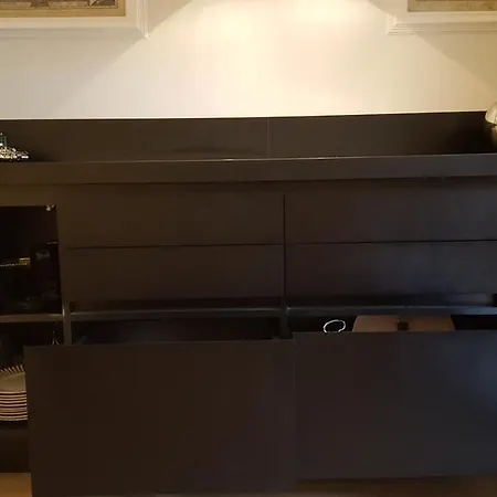 Bnbutler - Broletto 39 - A Few Steps To The Duomo And La Scala Milan