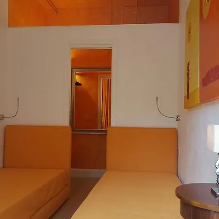 Bnbutler - Broletto 39 - A Few Steps To The Duomo And La Scala Milan