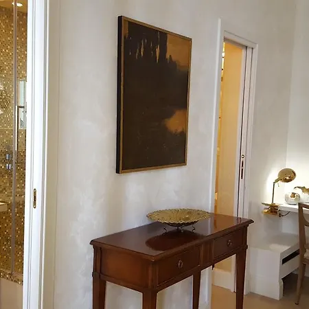 Appartement Bnbutler - Broletto 39 - A Few Steps To The Duomo And La Scala *