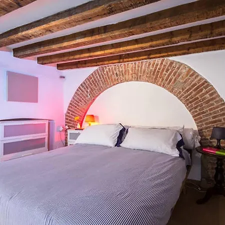 Apartment Premuda In City Center Milan