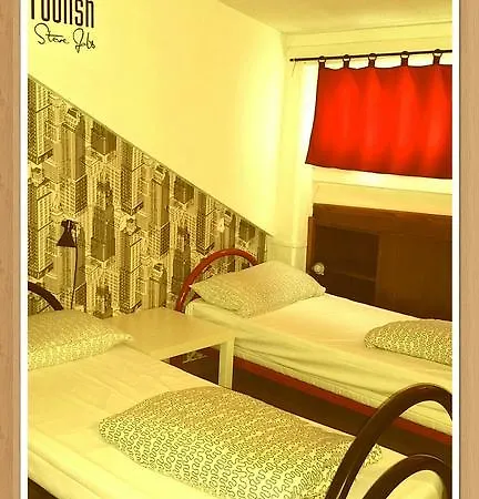 Hostel Lumiere *