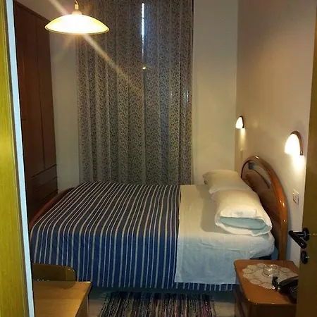 Acapulco Milan